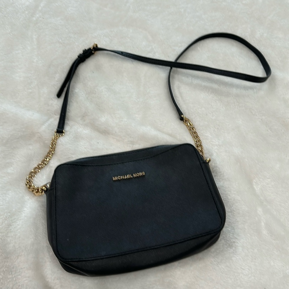 Michael Kors beautiful cloch